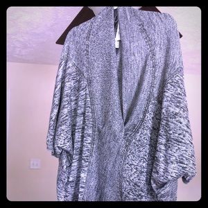 Lululemon Easy Breezy Wrap